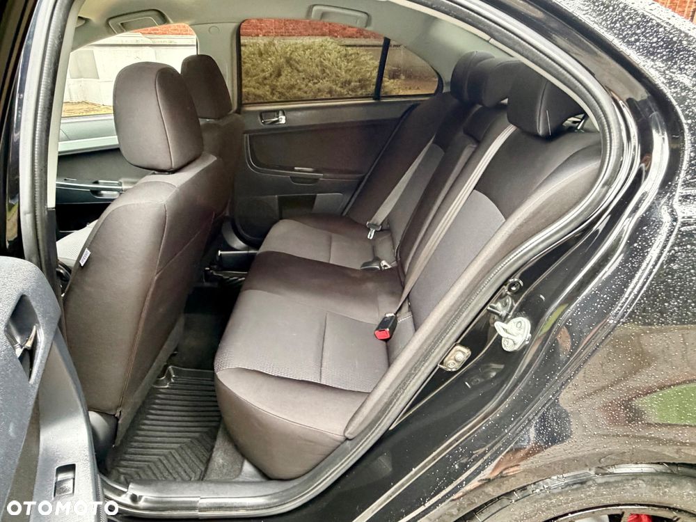 Mitsubishi Lancer 1.8 Inform - 7