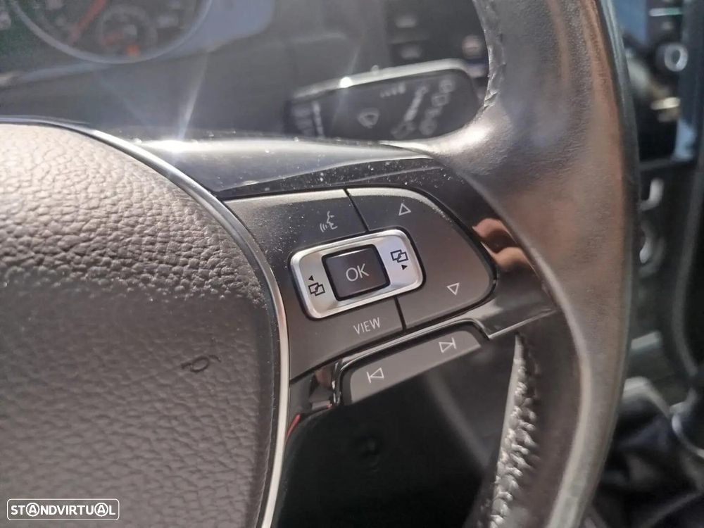 VW Golf - 23