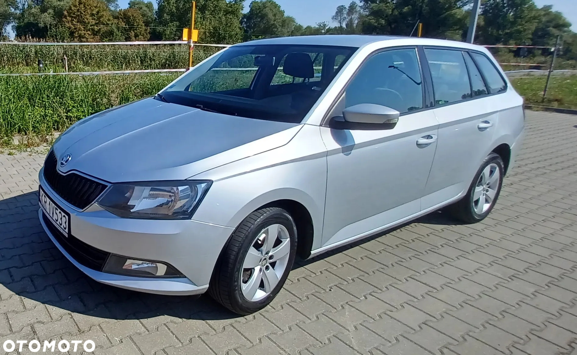 Skoda Fabia 1.2 TSI Active - 6