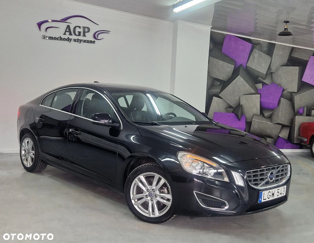 Volvo S60 D5 Summum - 1