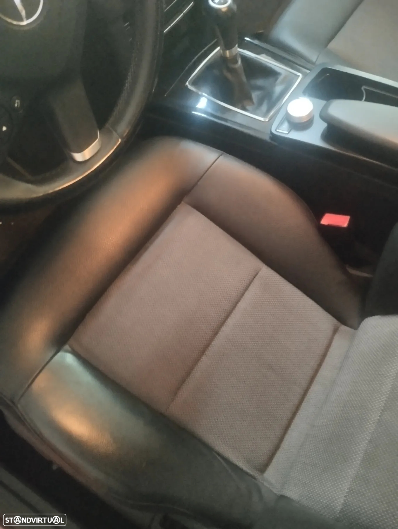 Mercedes-Benz E 250 CDi Avantgarde BlueEfficiency - 21