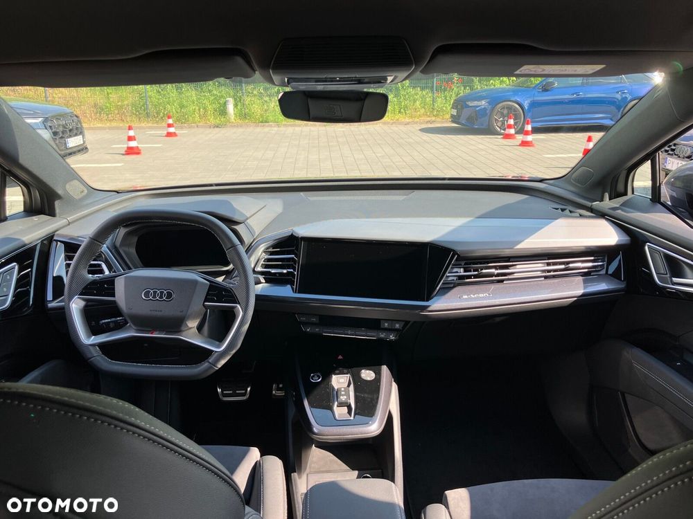 Audi Q4 e-tron 45 82kWh - 11