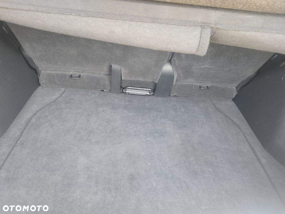 Nissan Tiida - 19