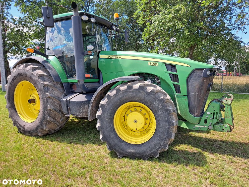 John Deere 8230 - 3