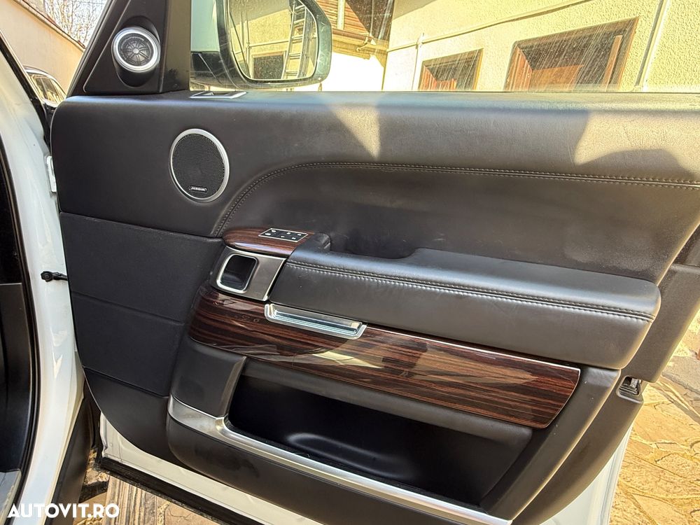 Land Rover Range Rover 4.4 I SDV8 Autobiography - 24