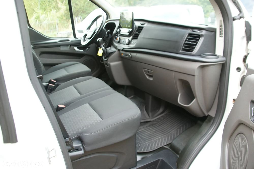 Ford Transit Custom - 19