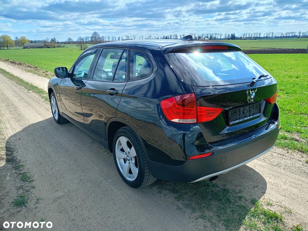 BMW X1 sDrive18d xLine - 9