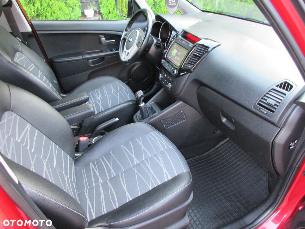 Kia Venga 1.6 CVVT Platinum Edition - 11
