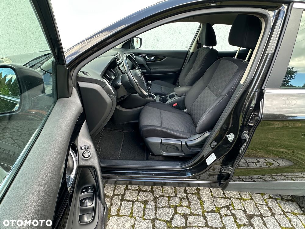 Nissan Qashqai 1.2 DIG-T N-Vision EU6 - 18