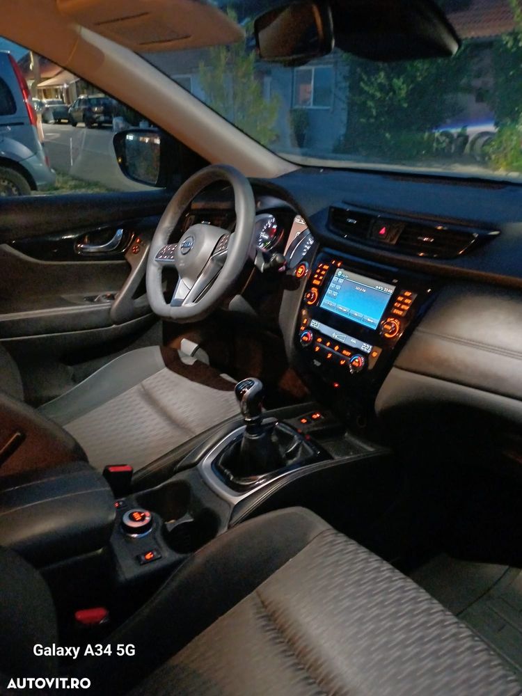 Nissan X-Trail 2.0D Start/Stop 4x4-i Acenta - 16