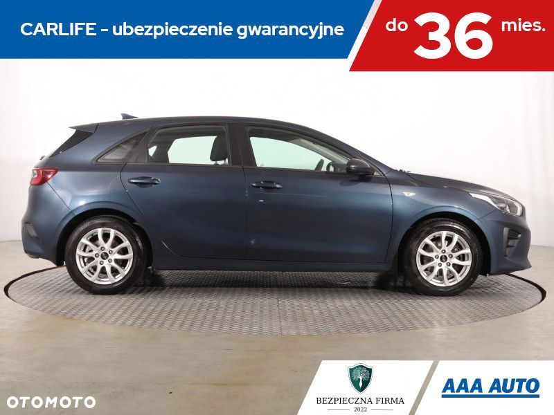 Kia Ceed - 8