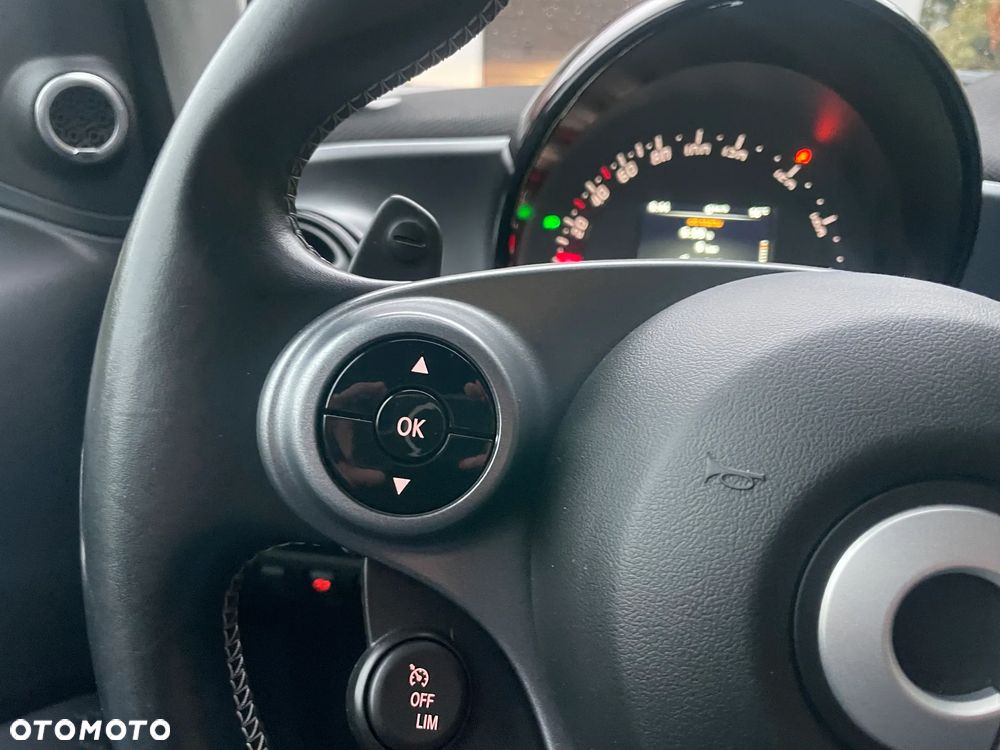 Smart Fortwo Brabus twinamic BRABUS edition asphaltgold - 35