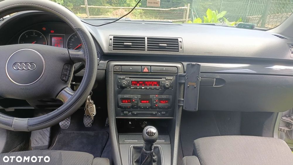 Audi A4 Avant 1.9 TDI - 32