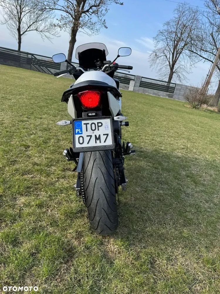 Yamaha XJ - 8