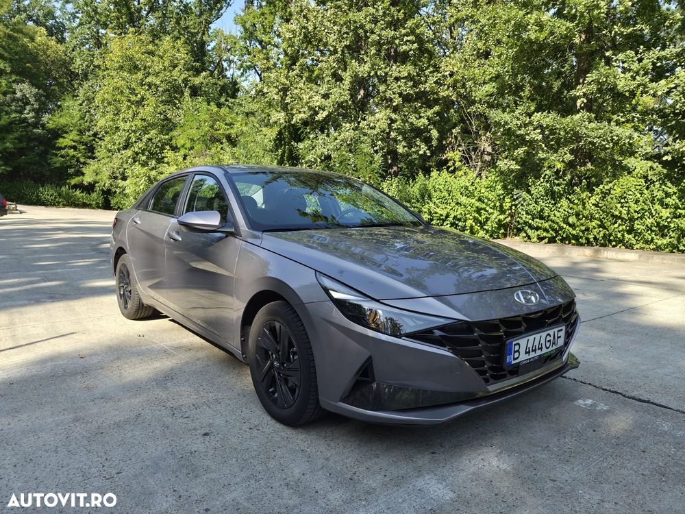 Hyundai Elantra 1.6 l 123 CP CVT Highway - 17