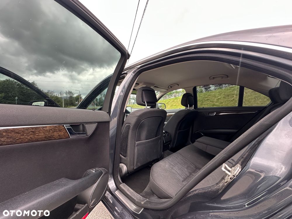 Mercedes-Benz Klasa C 200 CDI DPF Automatik Elegance - 10