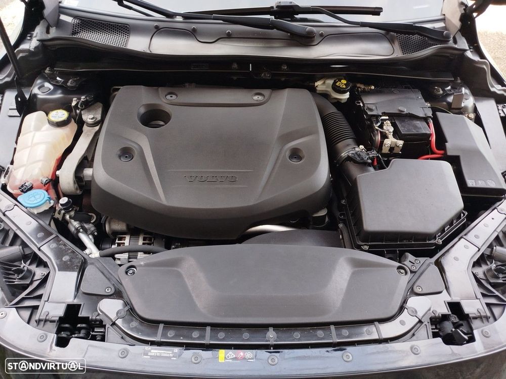 Volvo V40 2.0 D4 R-Design - 35