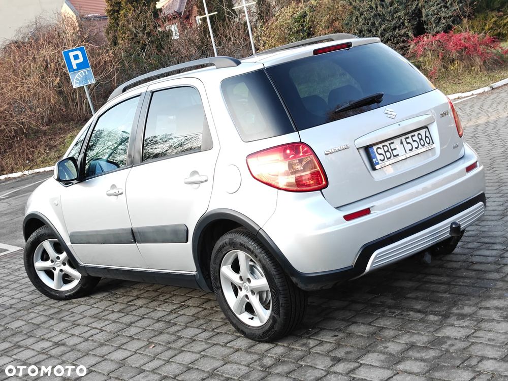 Suzuki SX4 1.6 GS / Premium - 3