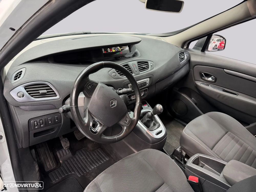 Renault Scénic 1.2 TCE Sport SS - 18
