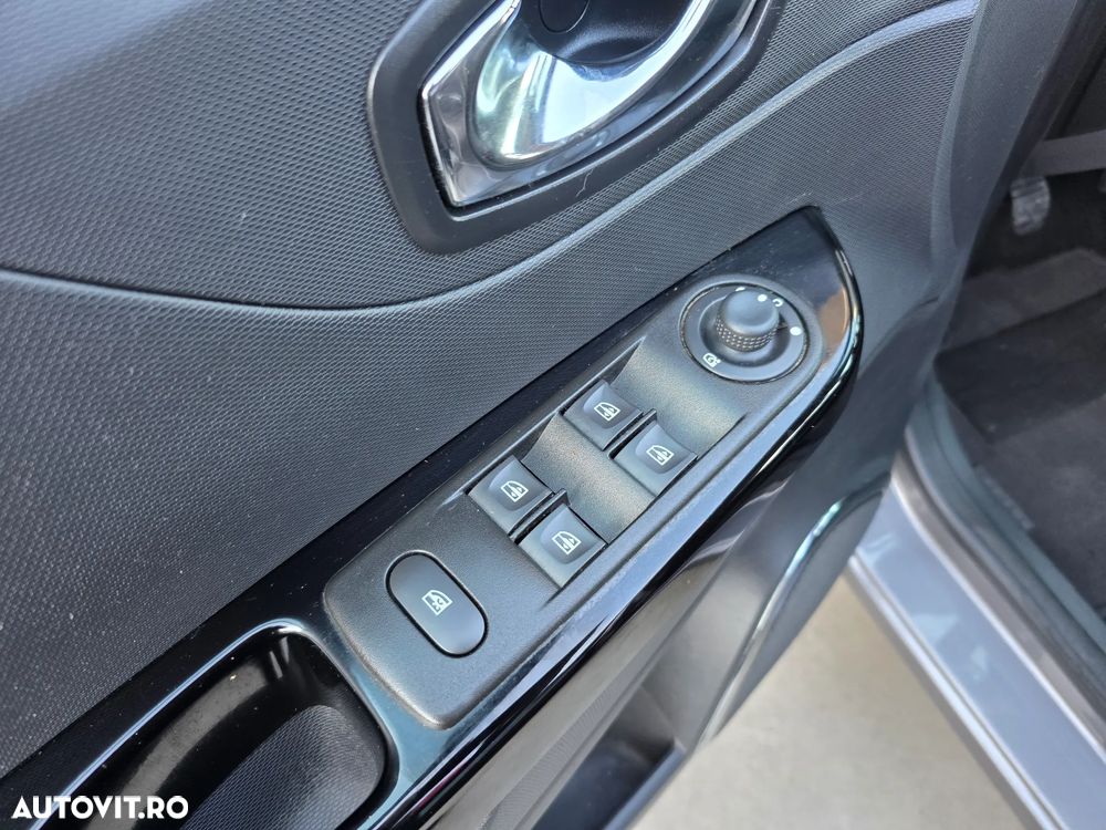 Renault Captur (ENERGY) TCe 90 INTENS - 15