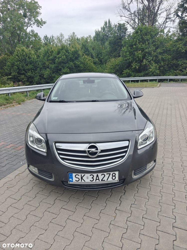 Opel Insignia - 1