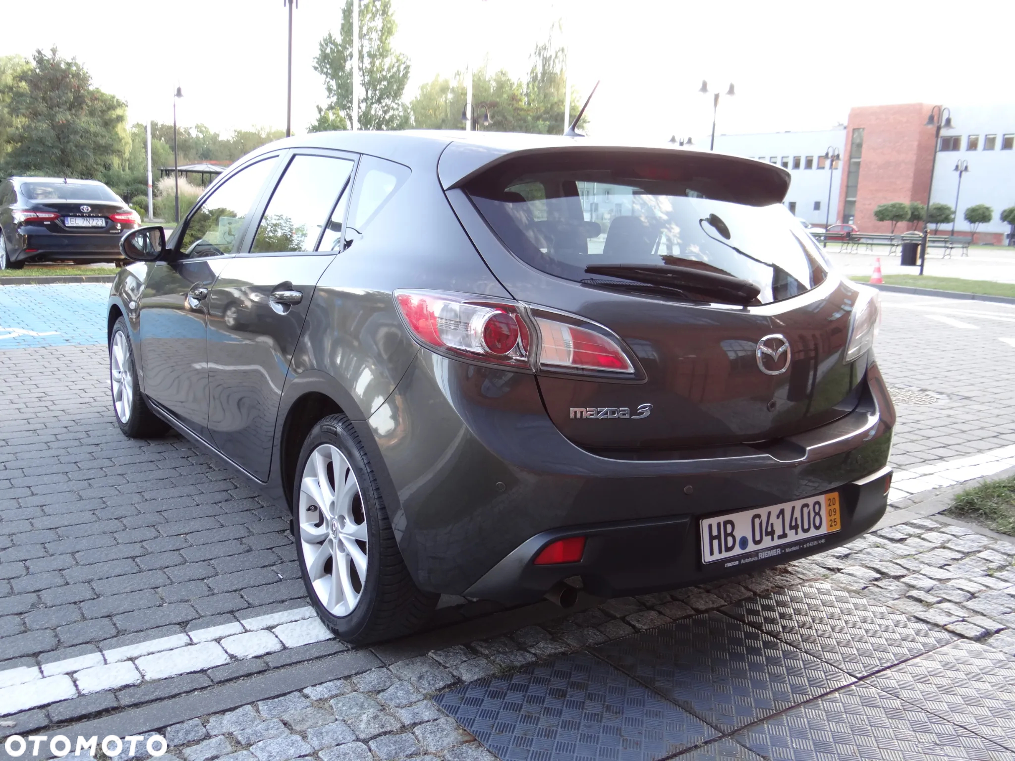 Mazda 3 1.6 Exclusive - 10