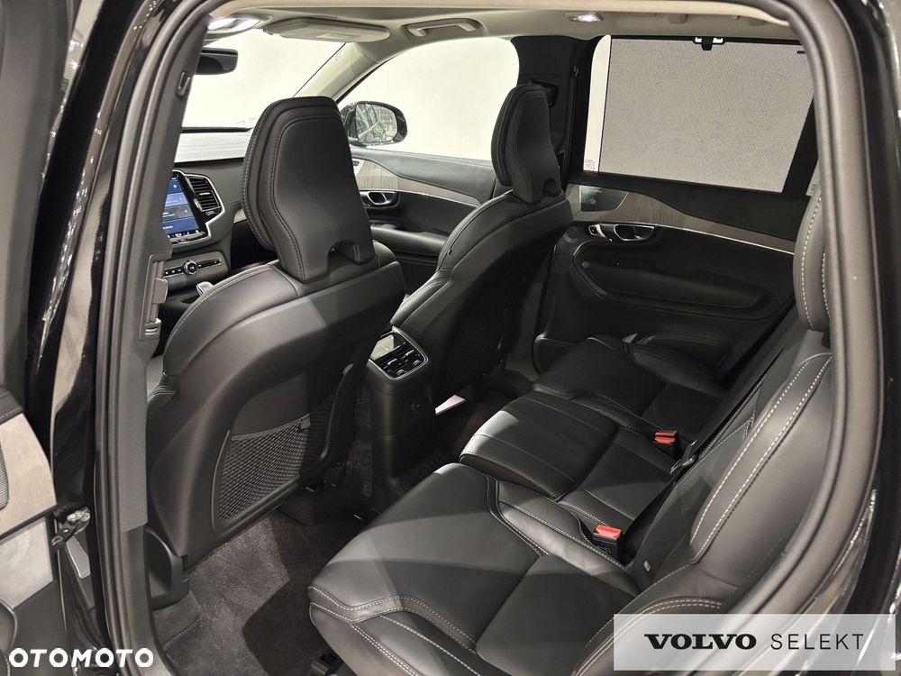 Volvo XC 90 - 25