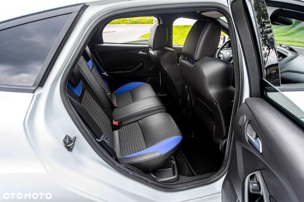 Ford Focus - 26