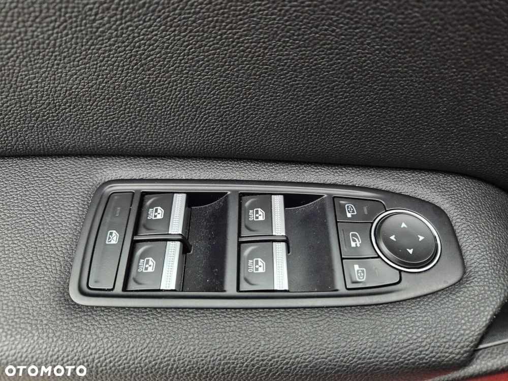 Renault Captur 1.3 TCe Intens EDC - 10
