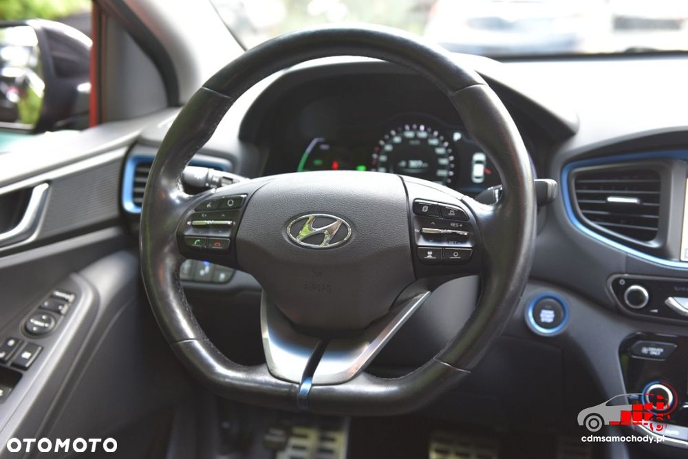 Hyundai IONIQ - 23