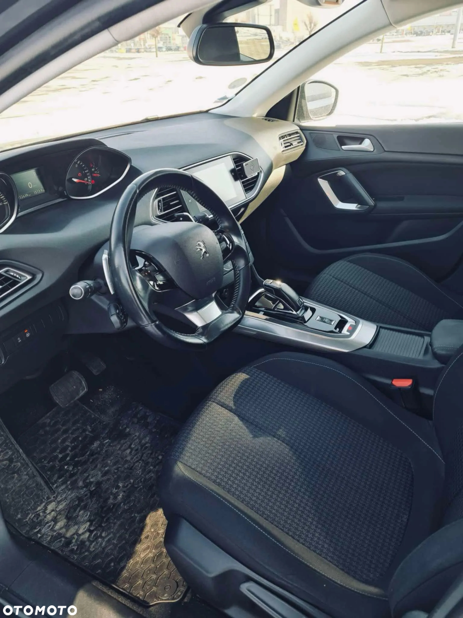 Peugeot 308 SW BlueHDi 130 EAT8 Stop & Start Active - 14