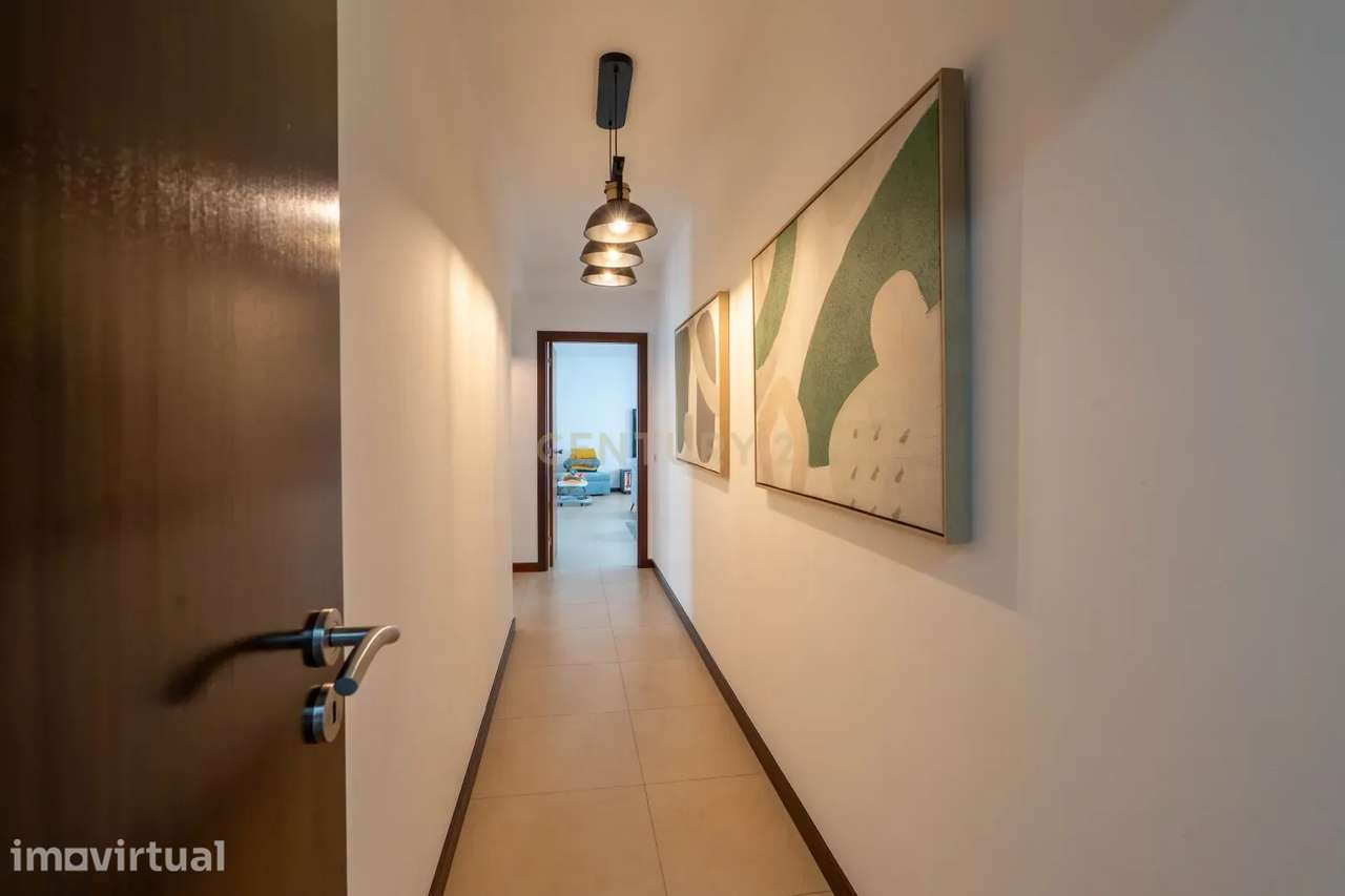 Excelente Moradia T5 no centro da vila - Grande imagem: 4/39
