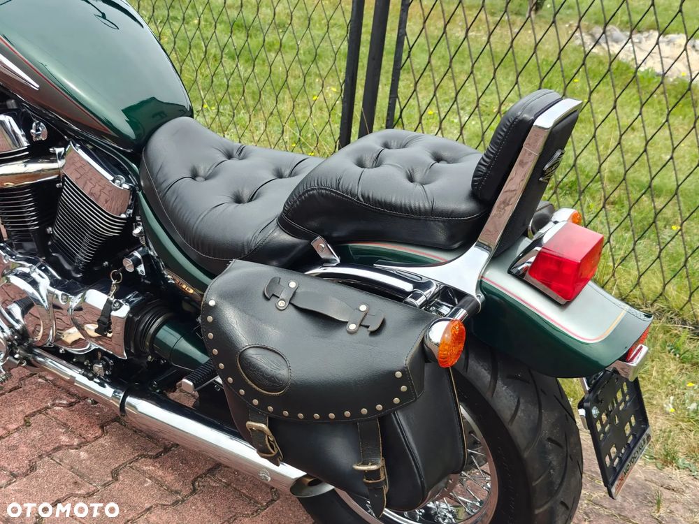 Suzuki Intruder - 21