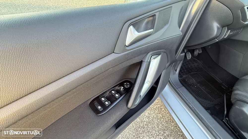 Peugeot 308 SW 1.6 BlueHDi Allure - 33