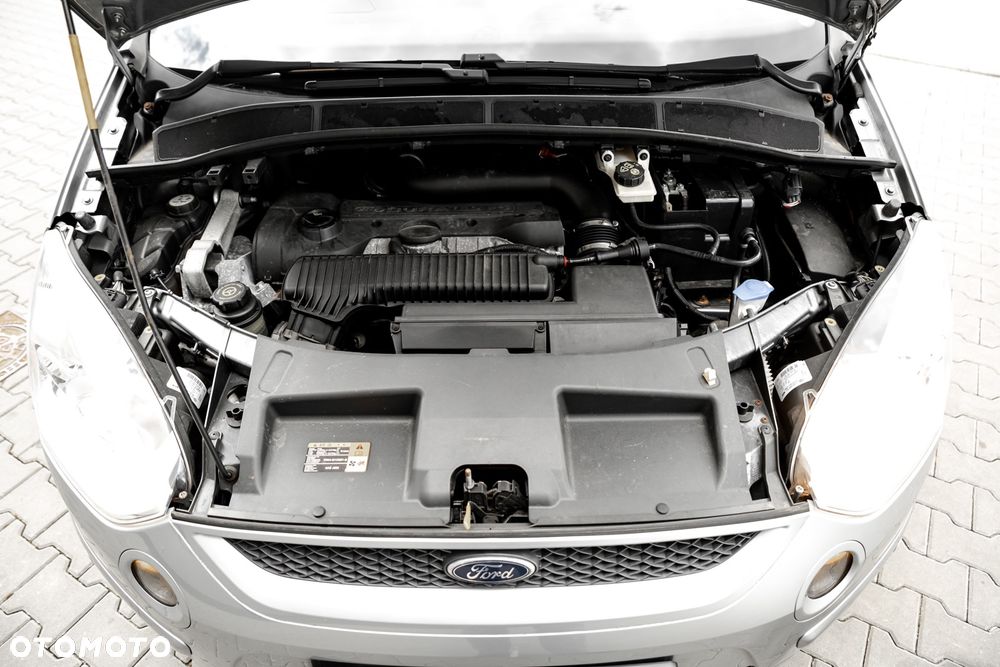 Ford S-Max 2.5 Titanium - 34