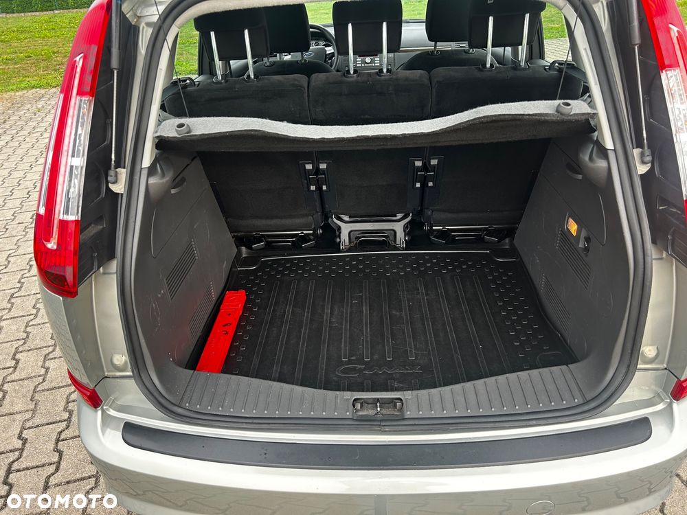 Ford C-MAX 1.6 TDCi Ghia - 11