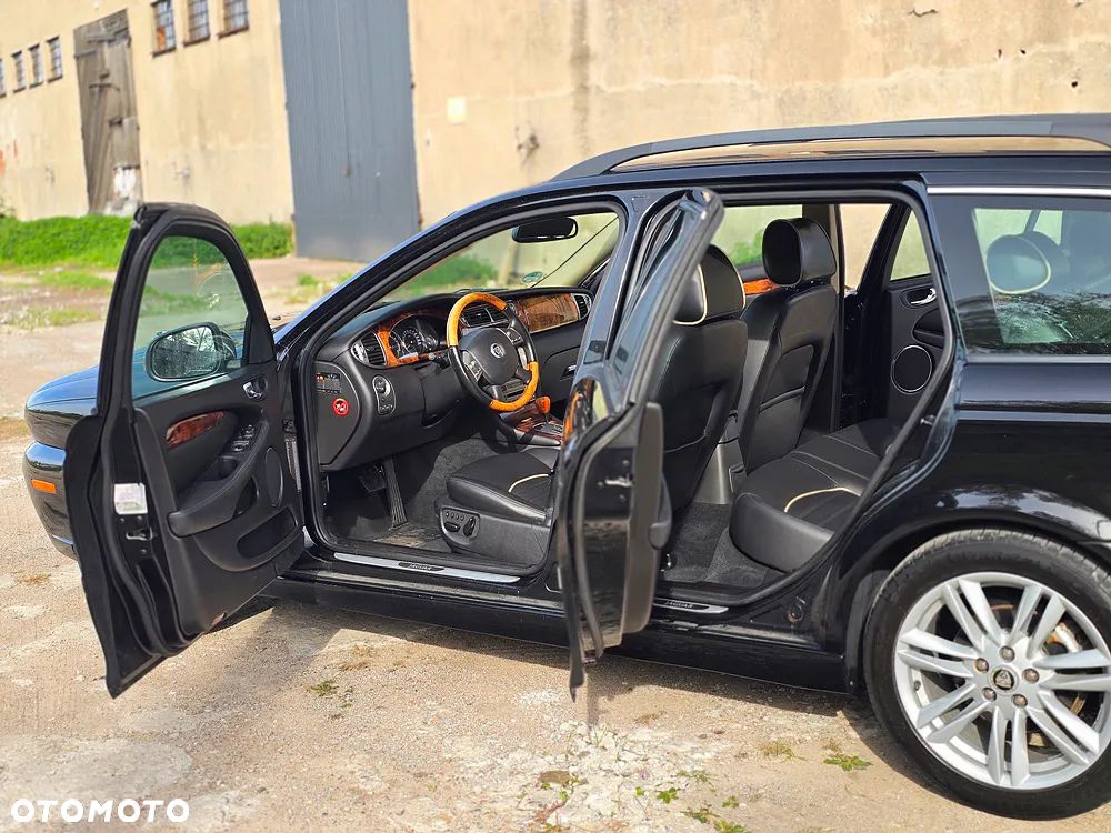 Jaguar X-Type 3.0 Executive - 12