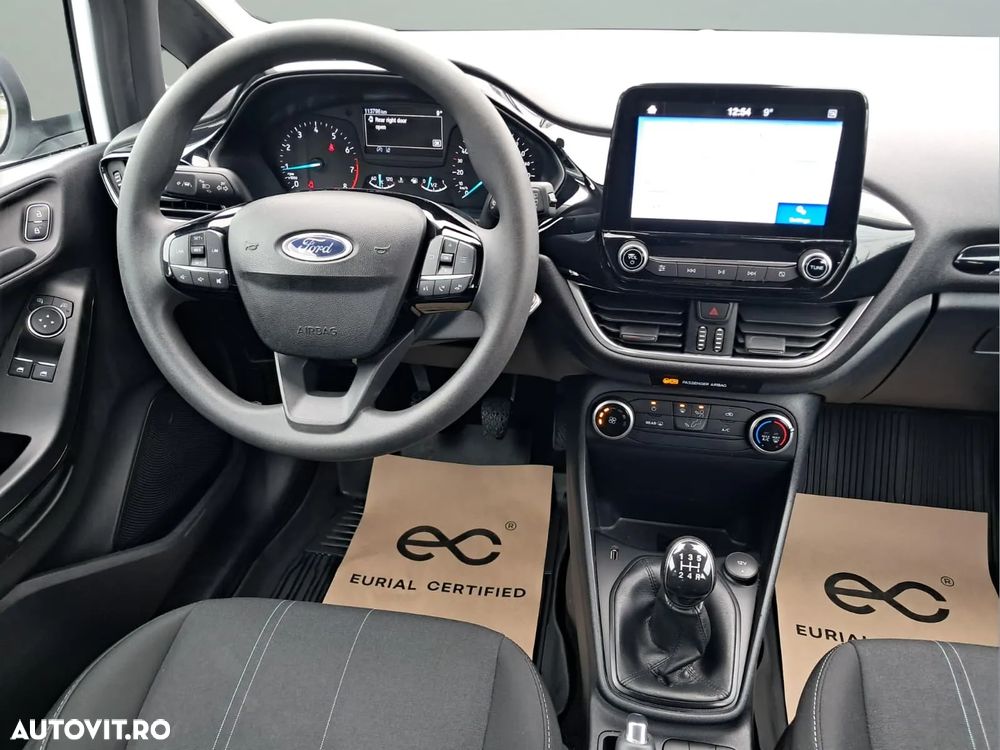 Ford Fiesta 1.1 Trend Connected - 12