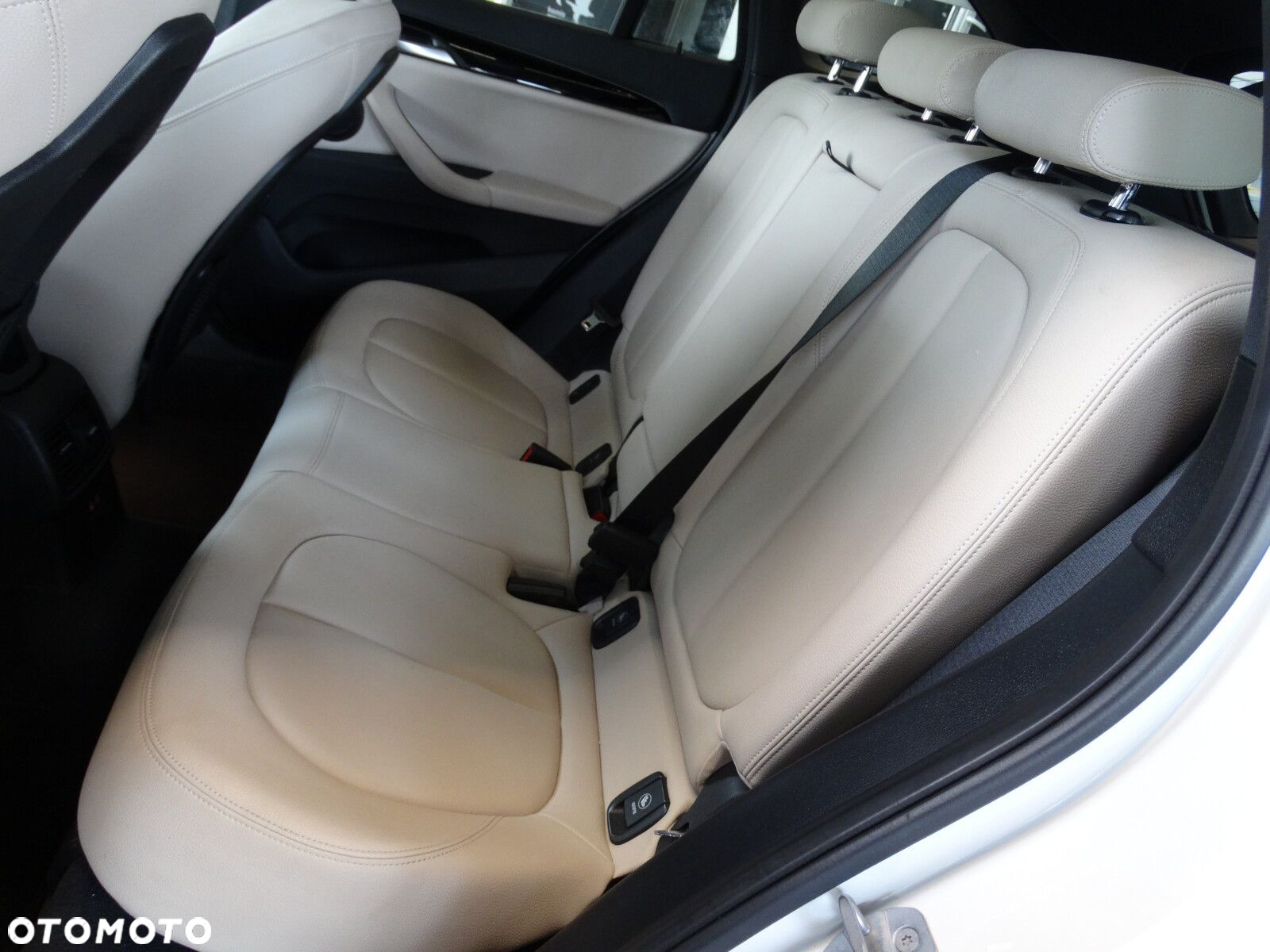 BMW X1 - 12