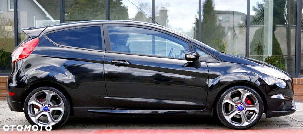 Ford Fiesta ST - 24