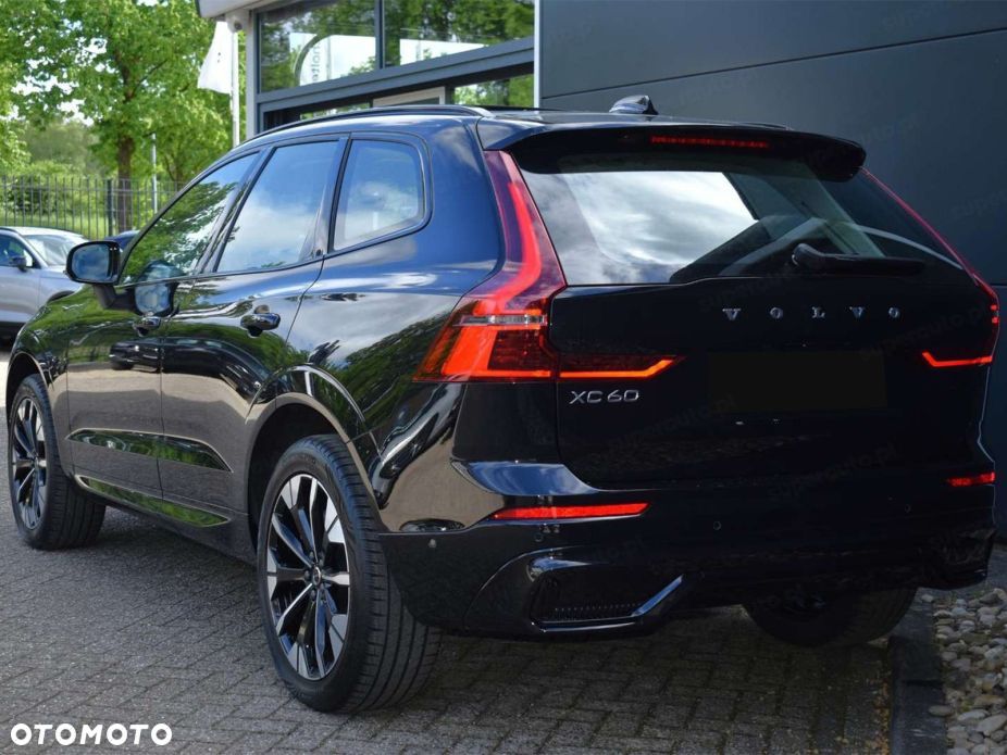 Volvo ES90 - 4