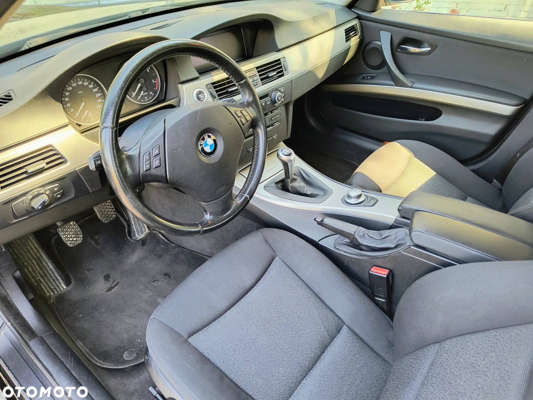 BMW Seria 3 325d - 9