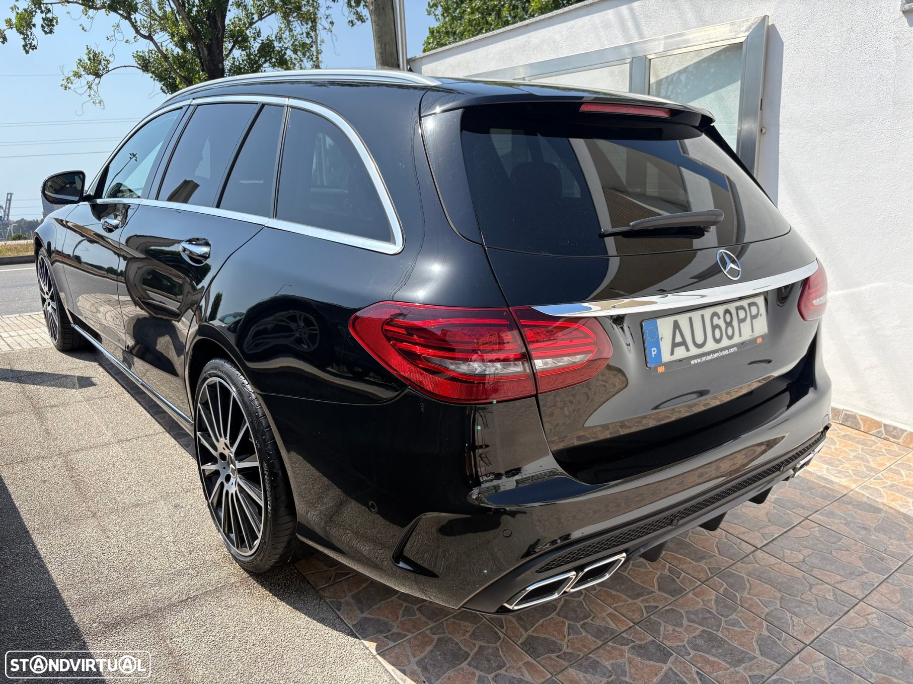 Mercedes-Benz C 220 d AMG Line - 2