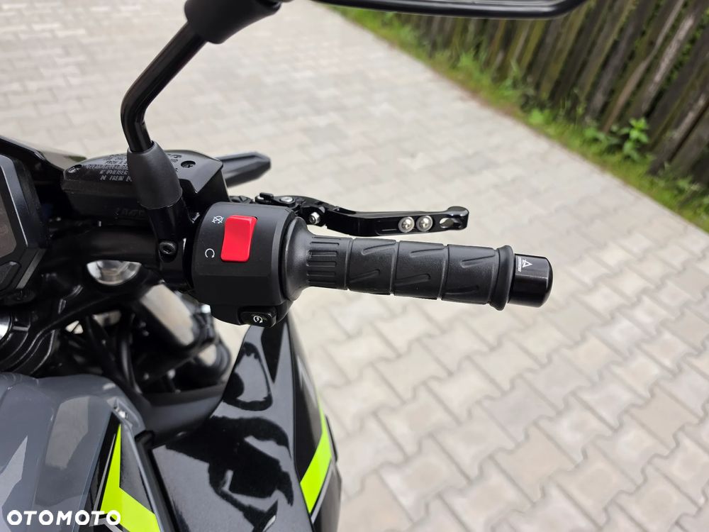 Kawasaki Z 650 - 18