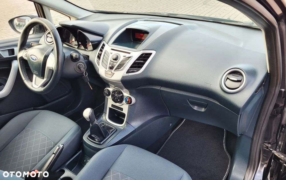 Ford Fiesta 1.25 Trend EU5 - 18