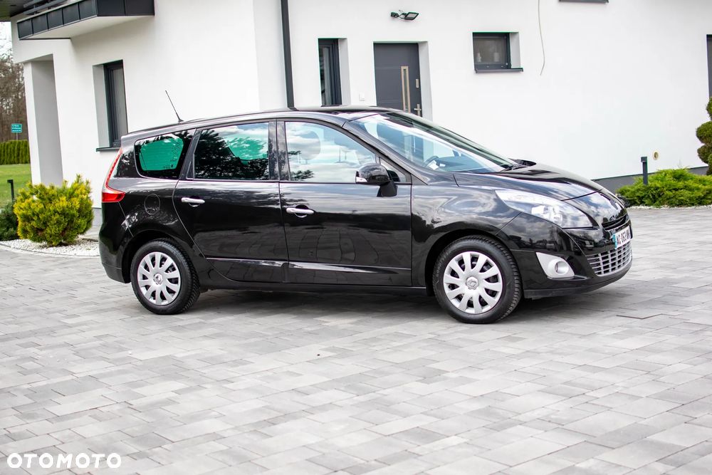 Renault Grand Scenic - 13