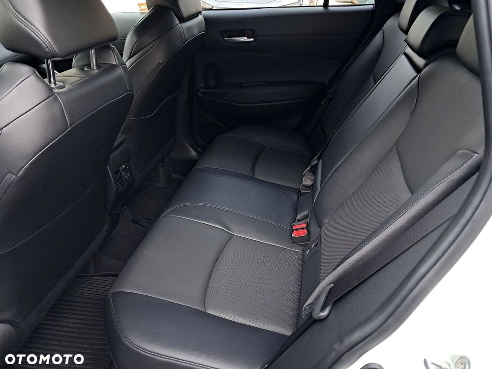 Toyota Corolla Cross - 15