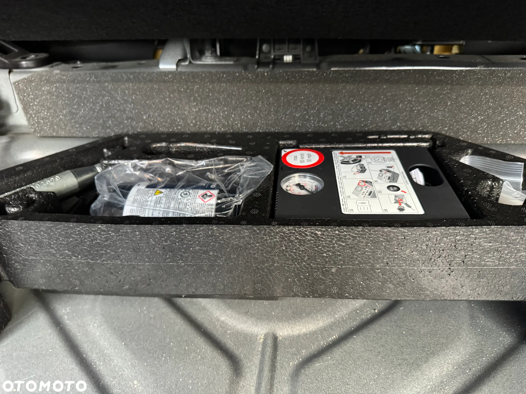 Volvo XC 40 D3 Momentum Pro - 37