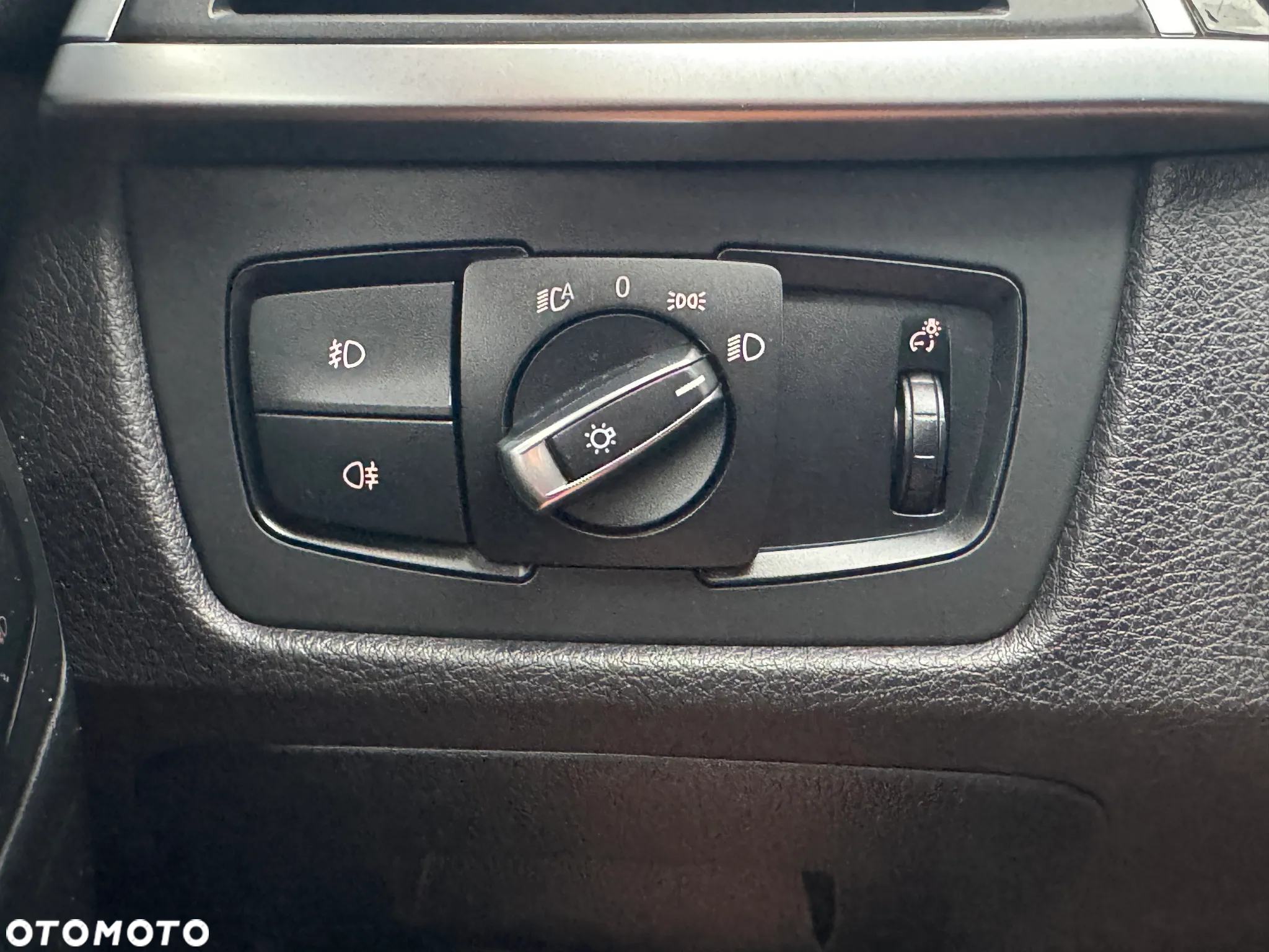 BMW Seria 3 320d Sport Line Shadow - 27
