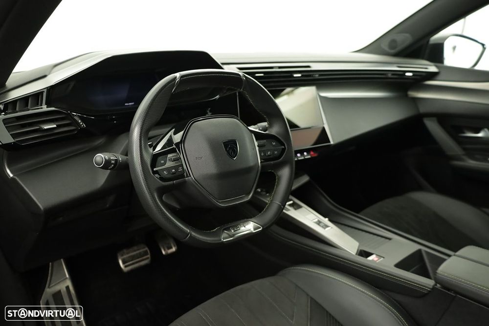 Peugeot 308 1.2 PureTech GT EAT8 - 7